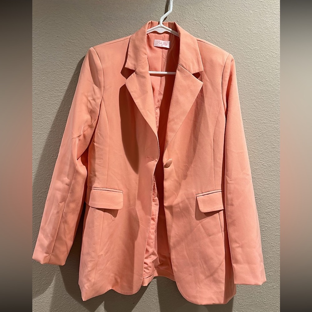 Coral fitted blazer small